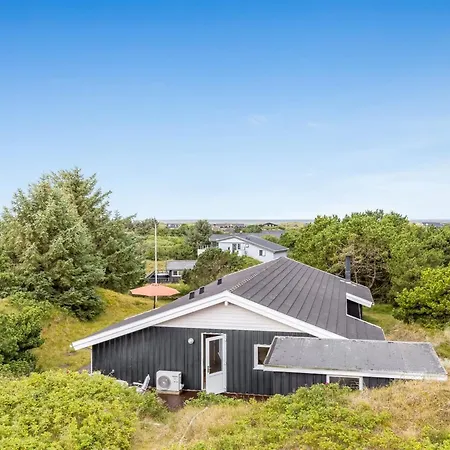 Tineke - 800m From The Sea By Interhome 別荘