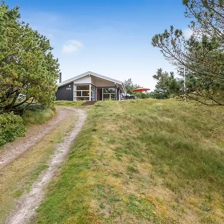 Tineke - 800m From The Sea By Interhome Feriehus