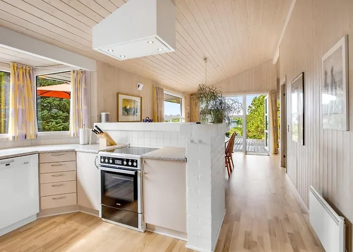 Tineke - 800m From The Sea By Interhome Fanø